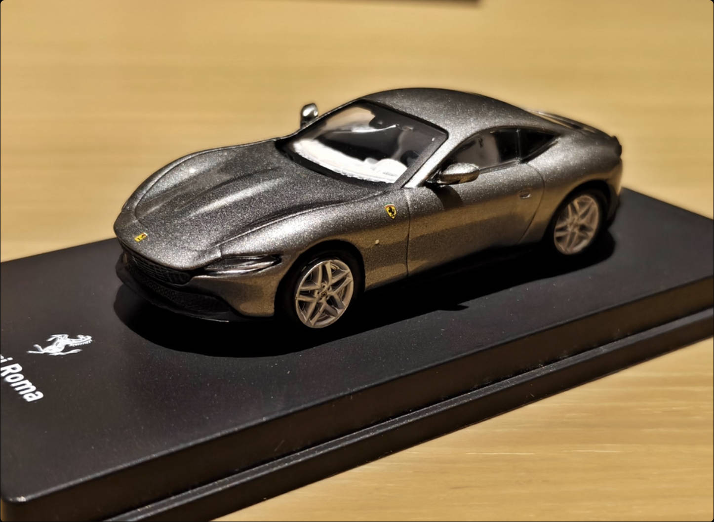 Coche a Escala 1:64 de la Revi - Magazines reseña y precio